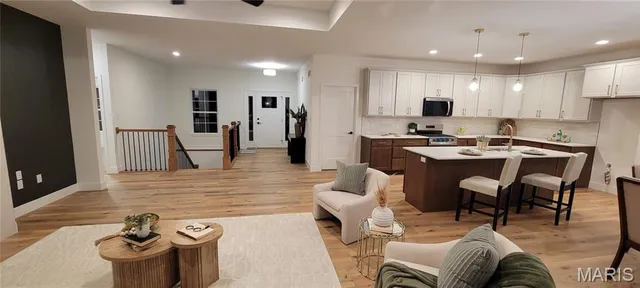 $509,000 | 1433 Guilford Place, Troy, IL 62294