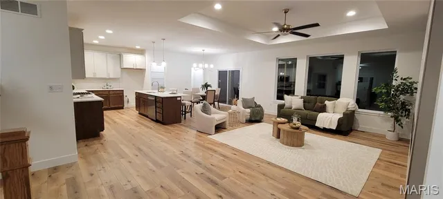 $499,000 | 1433 Guilford Place, Troy, IL 62294