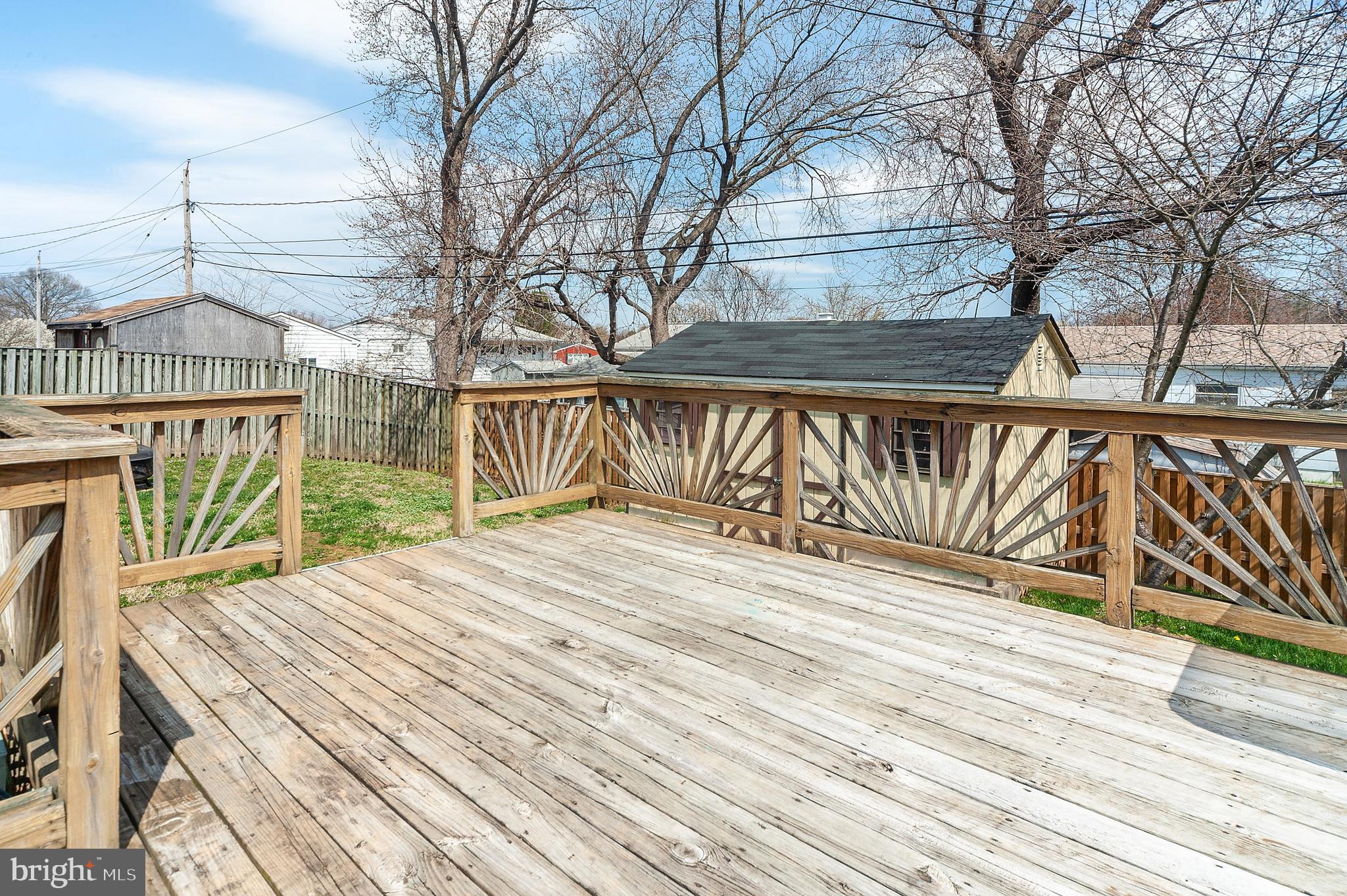 7843 Shellye Road Glen Burnie, MD 21060 - Photo 27 of 33 Exterior - Deck