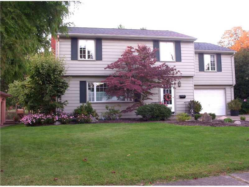 Exterior Front. TRADITIONAL W/LOW MAINTENANCE