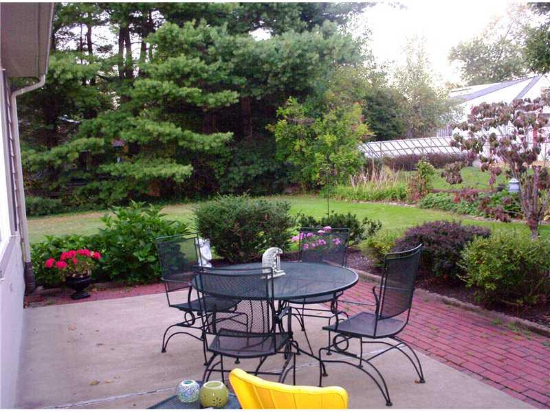 958 Mayfield Road Sharpsville, PA 16150 - Photo 23 of 25 Patio/Deck.
