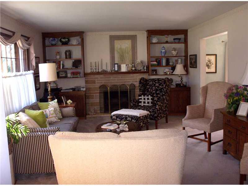 Living Room. 