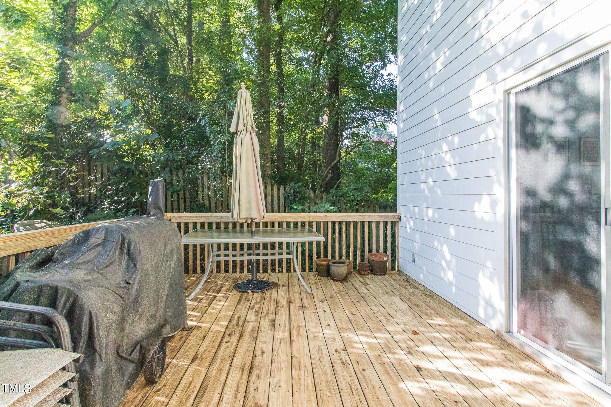 2110 Reaves Drive Raleigh, NC 27608 - Photo 23 of 36 8 2110 Reaves Dr mls