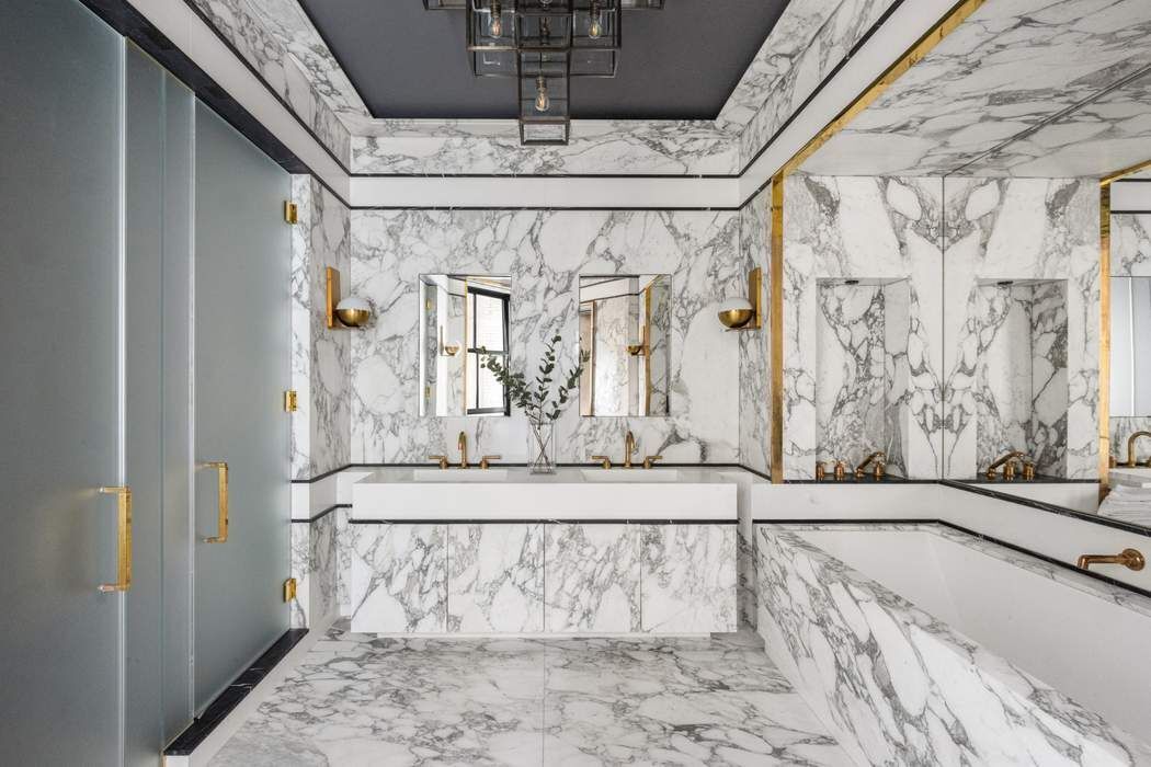 50 Central Park West, Unit MAIS-DUPLEX Manhattan, NY 10023 - Photo 20 of 36 a view of a entryway