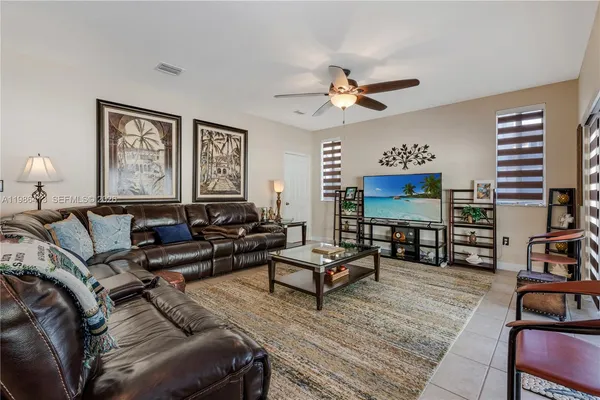 $4,500 | 2126 Northeast 38th Road, Unit 2126, Homestead, FL 33033