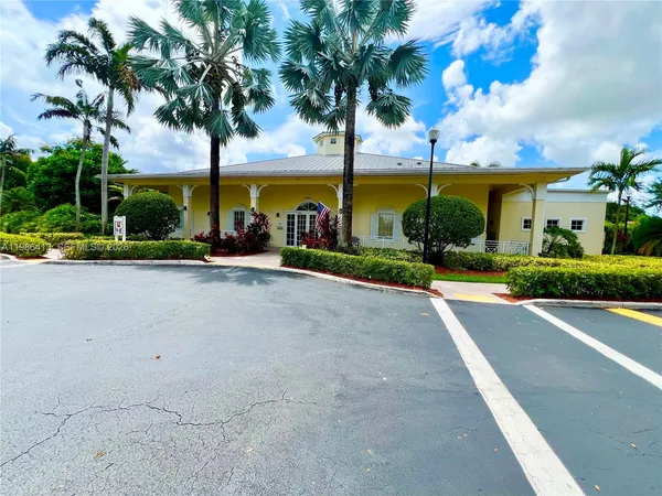 $4,500 | 2126 Northeast 38th Road, Unit 2126, Homestead, FL 33033