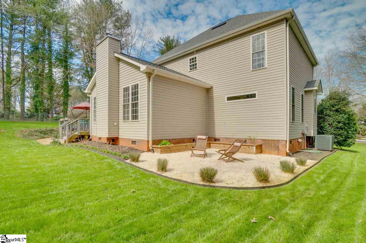 618 Phillips Road Greer, SC 29650 - Photo 7 of 36 Gallery Image 7