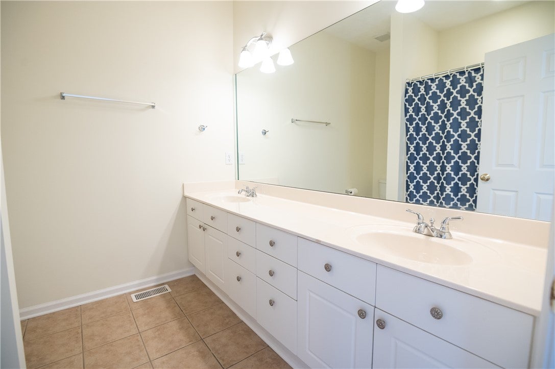 1221 North Dean Road Auburn, AL 36830 - Photo 10 of 20 Gallery Image 10