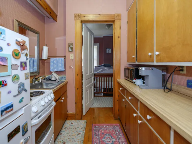 $550,000 | 232 Woodward Avenue, Kalamazoo, MI 49007