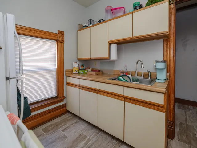 $550,000 | 232 Woodward Avenue, Kalamazoo, MI 49007