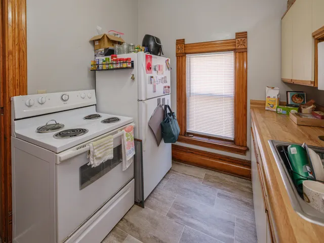 $550,000 | 232 Woodward Avenue, Kalamazoo, MI 49007