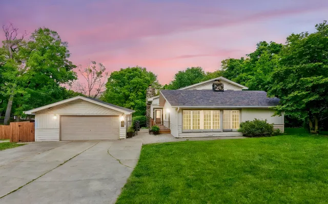 $559,000 | 12811 South 82nd Court, Palos Park, IL 60464