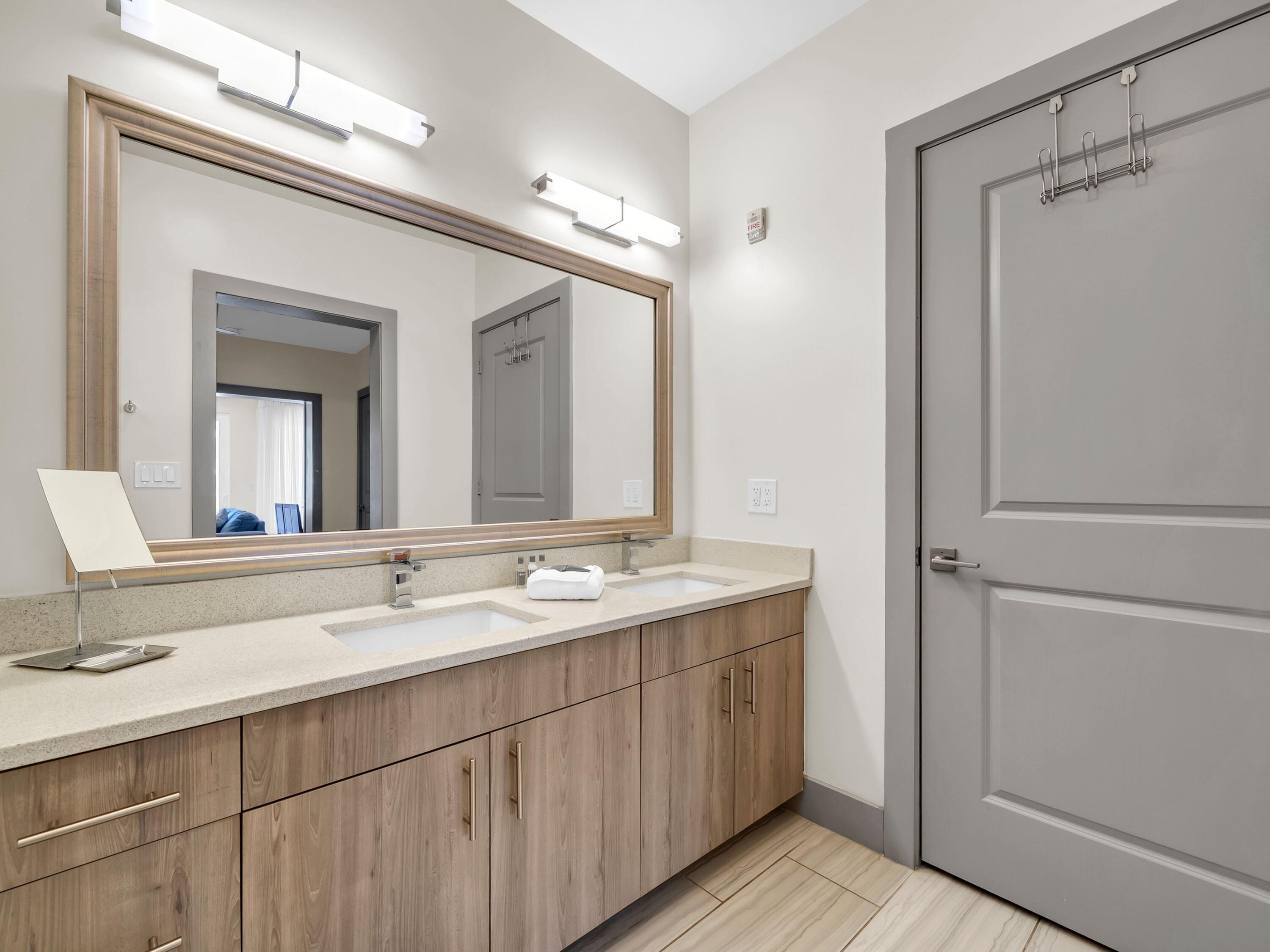 10941 East County Highway 30A, Unit 323 Inlet Beach, FL 32461 - Photo 22 of 32 photo_online_022