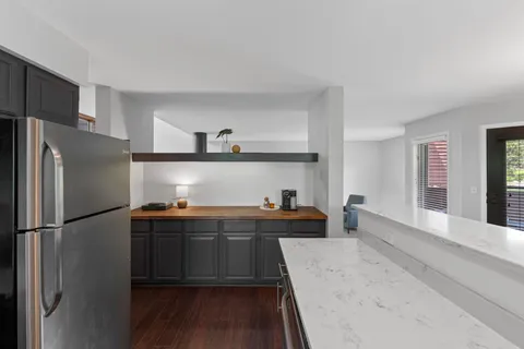 $325,000 | 1335 Spencer Road West, St. Paul, MN 55108