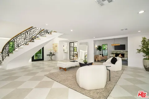 $4,999,999 | 4608 Westchester Drive, Woodland Hills, CA 91364