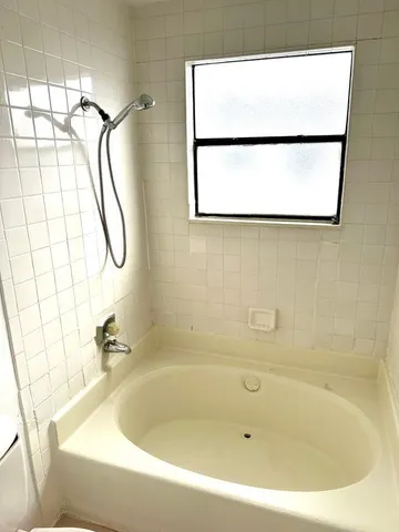 $850 | 7901 Cambridge Street, Unit 104, Houston, TX 77054