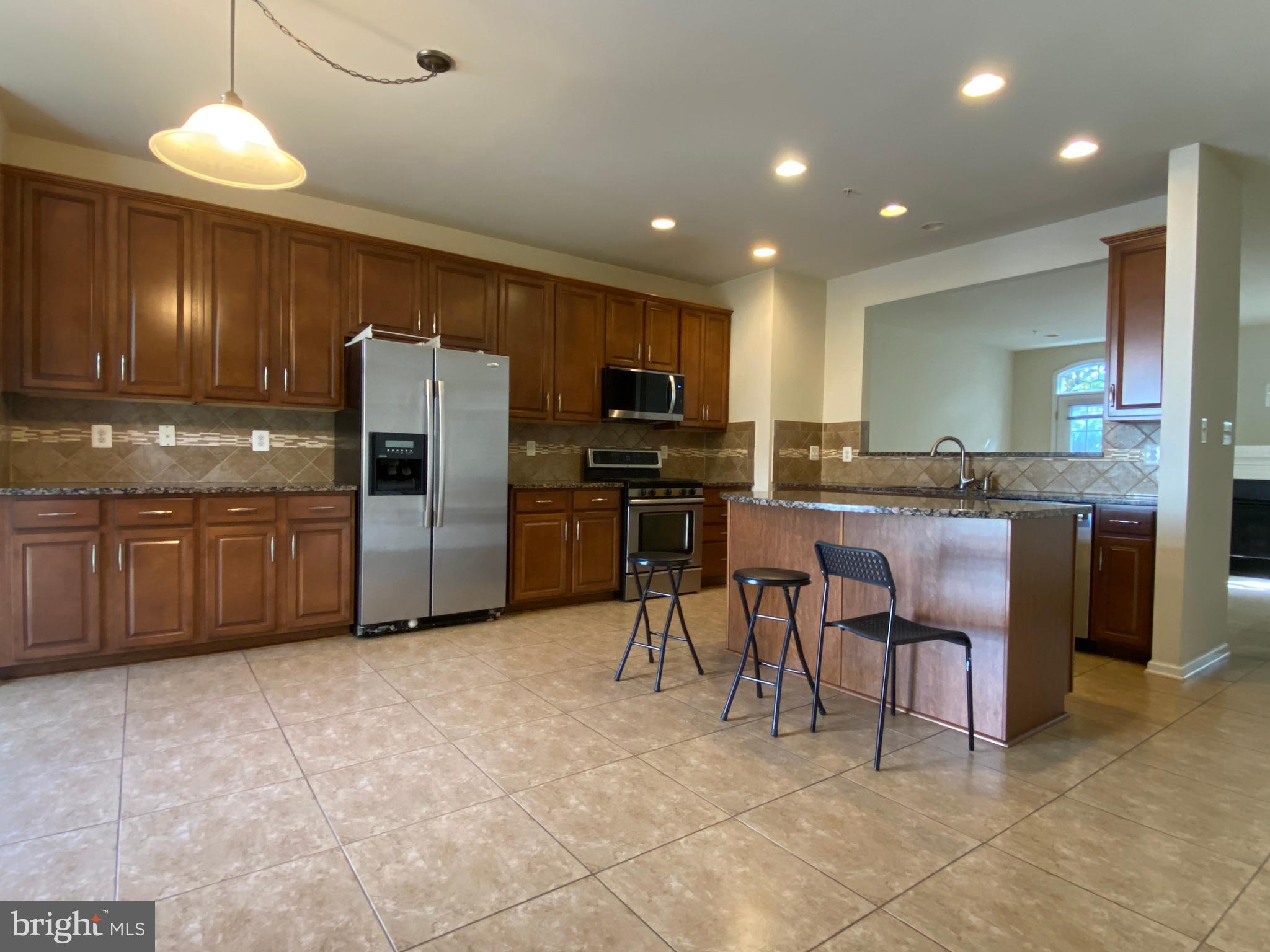 11648 Leesborough Circle Silver Spring, MD 20902 - Photo 2 of 26