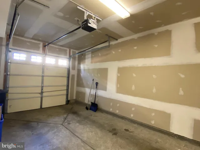 $2,900 | 11648 Leesborough Circle, Silver Spring, MD 20902