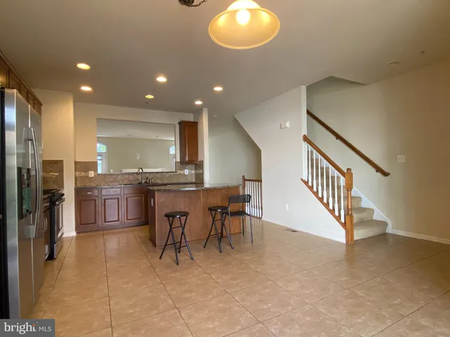 $2,900 | 11648 Leesborough Circle, Silver Spring, MD 20902