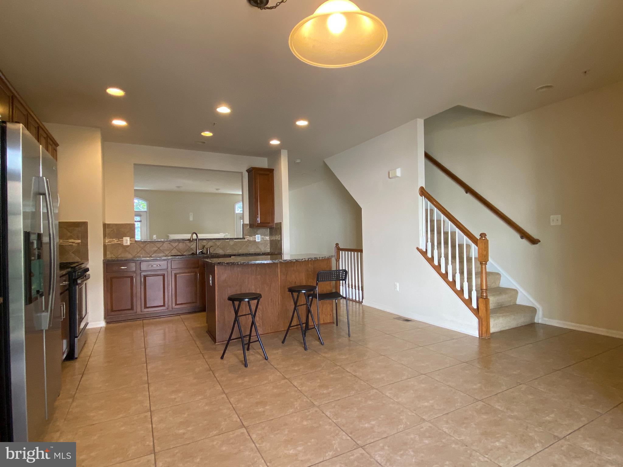 11648 Leesborough Circle Silver Spring, MD 20902 - Photo 3 of 26