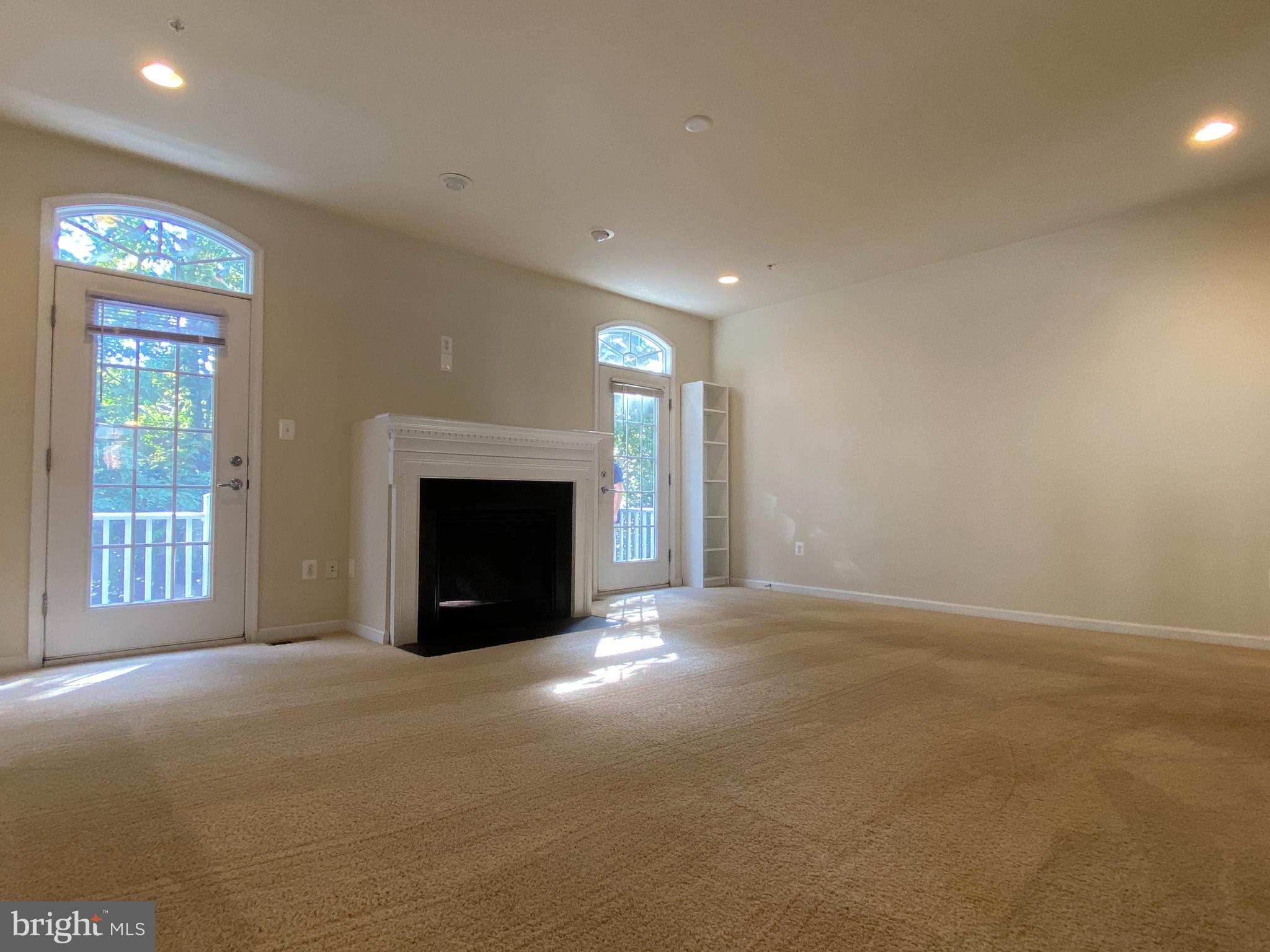 11648 Leesborough Circle Silver Spring, MD 20902 - Photo 5 of 26