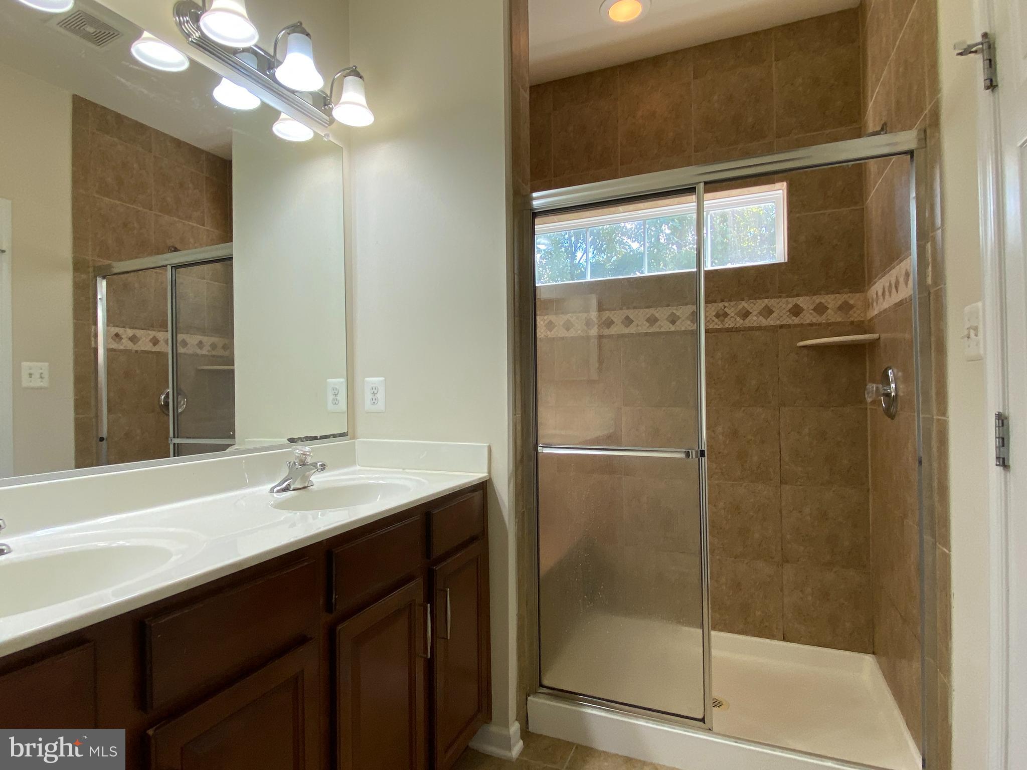 11648 Leesborough Circle Silver Spring, MD 20902 - Photo 10 of 26