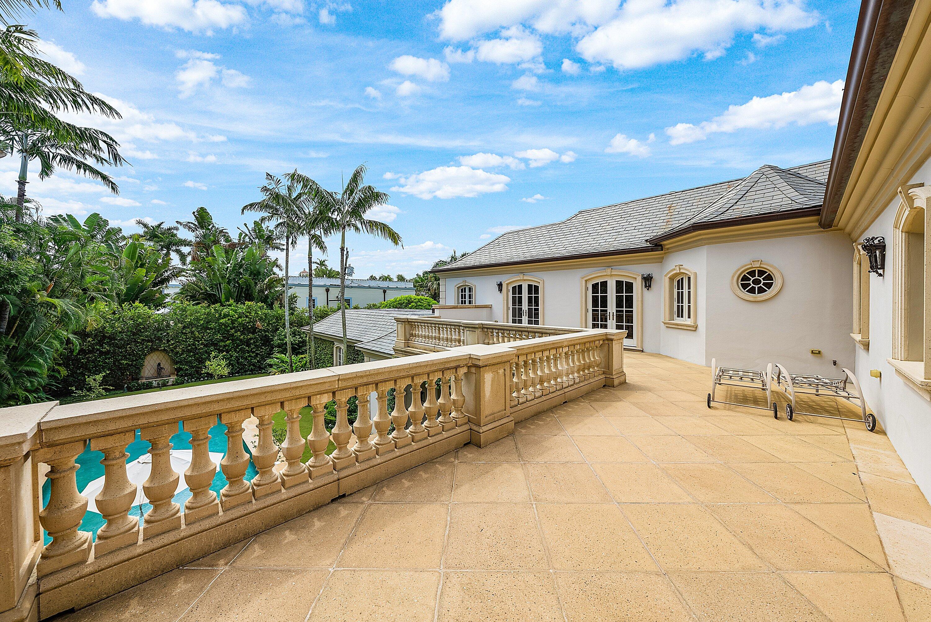 242 Wells Road Palm Beach, FL 33480 - Photo 30 of 52 055-242WellsRoad-PalmBeach-FL-33480-SMAL