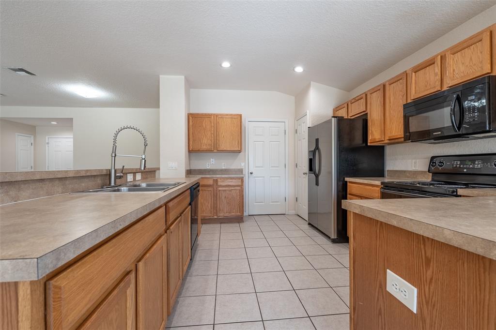 5700 Southwest 45th Street Ocala, FL 34474 - Photo 17 of 61