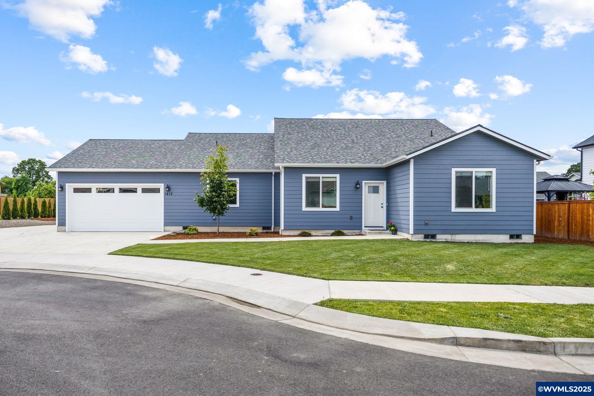 1412 Northwest Ellis Avenue Albany, OR 97321 - Photo 2 of 31