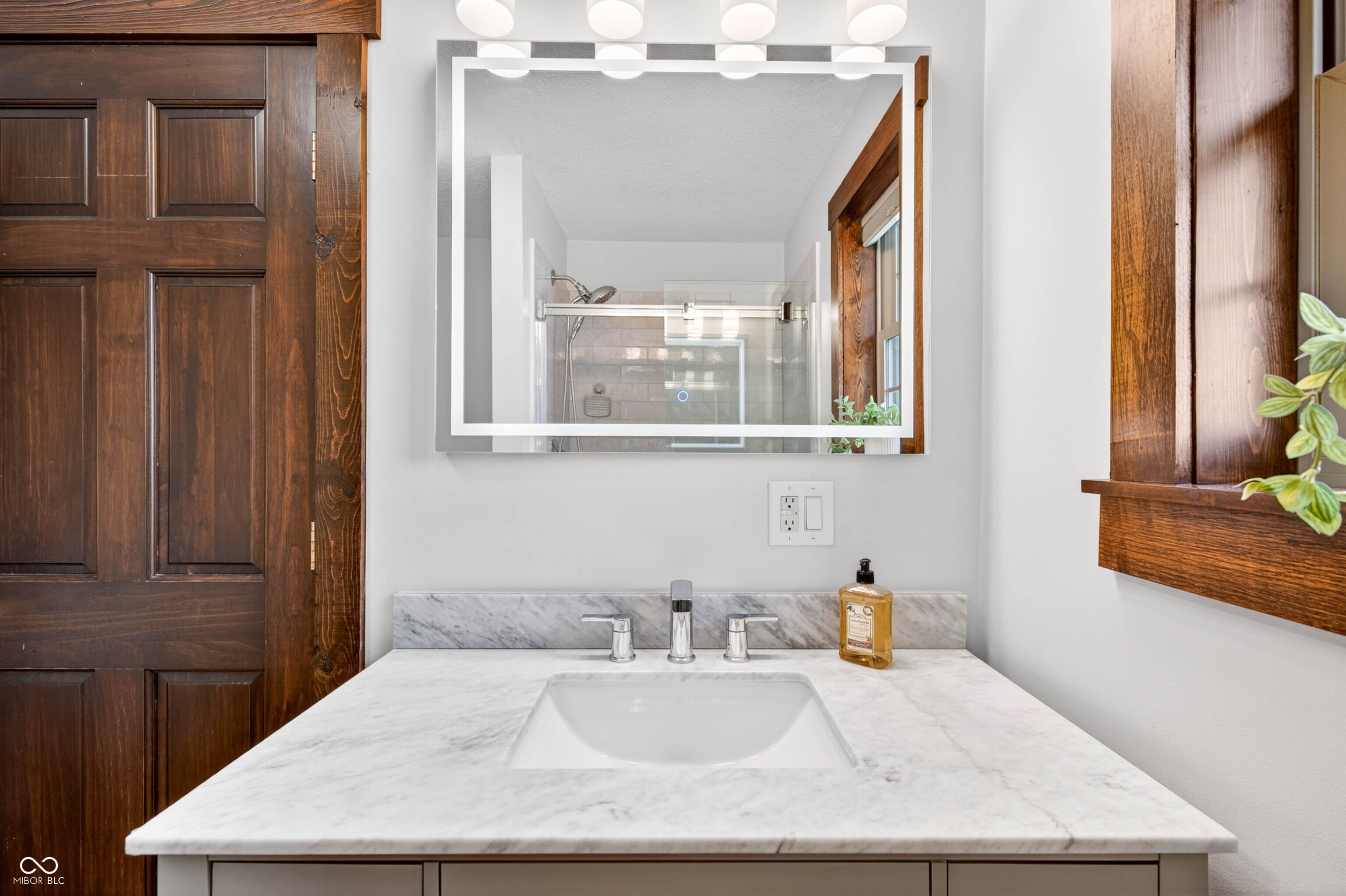 2115 Irwin Drive Columbus, IN 47201 - Photo 42 of 75
