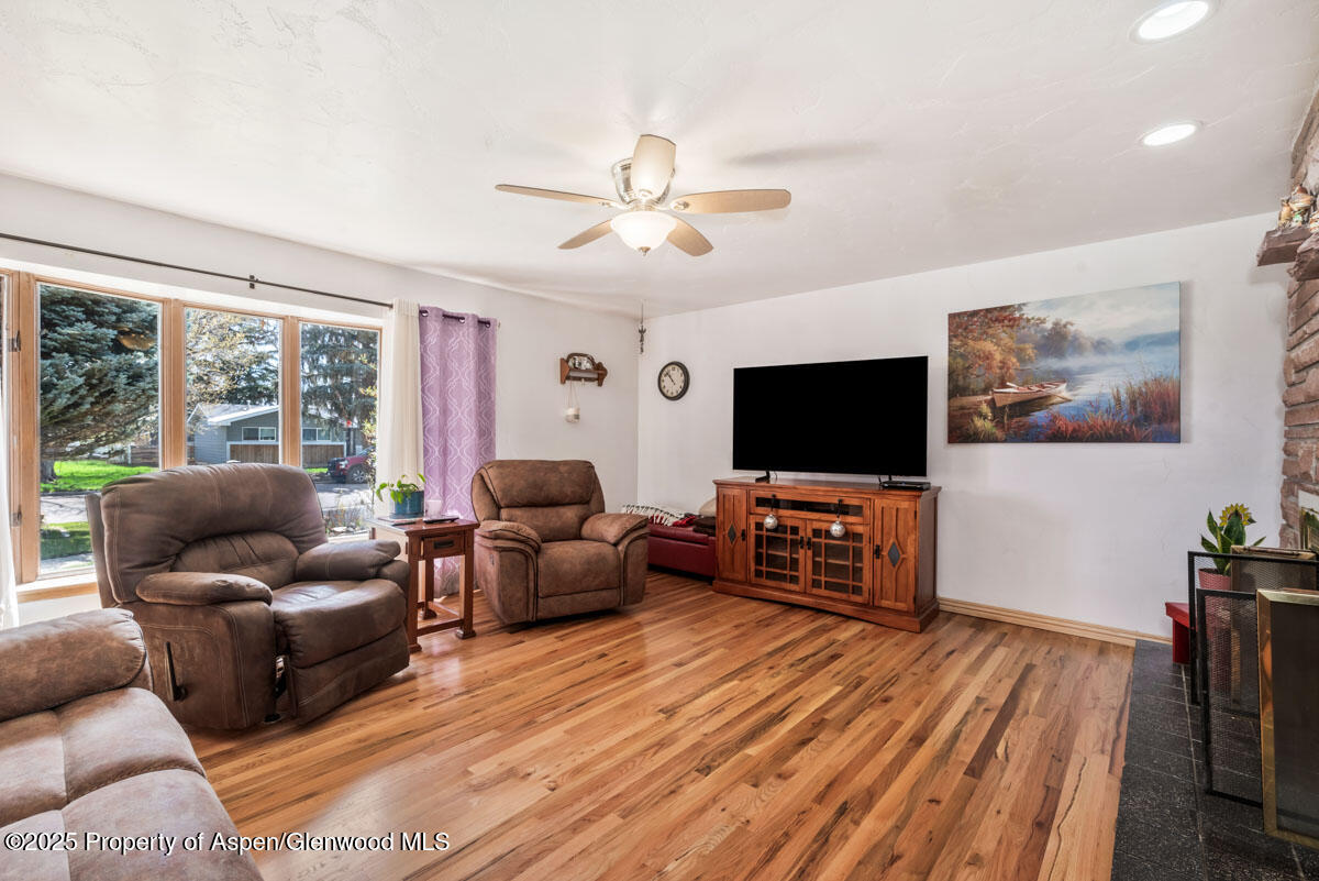 590 Steele Street Craig, CO 81625 - Photo 10 of 98 IMGP4271