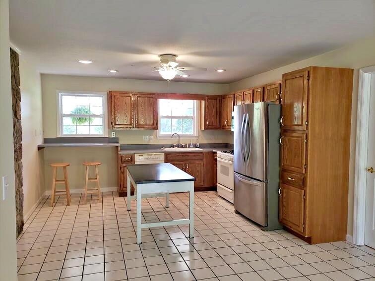 4370 Back Valley Road Evensville, TN 37332 - Photo 19 of 35 240381672_525990778508448_41613756389062