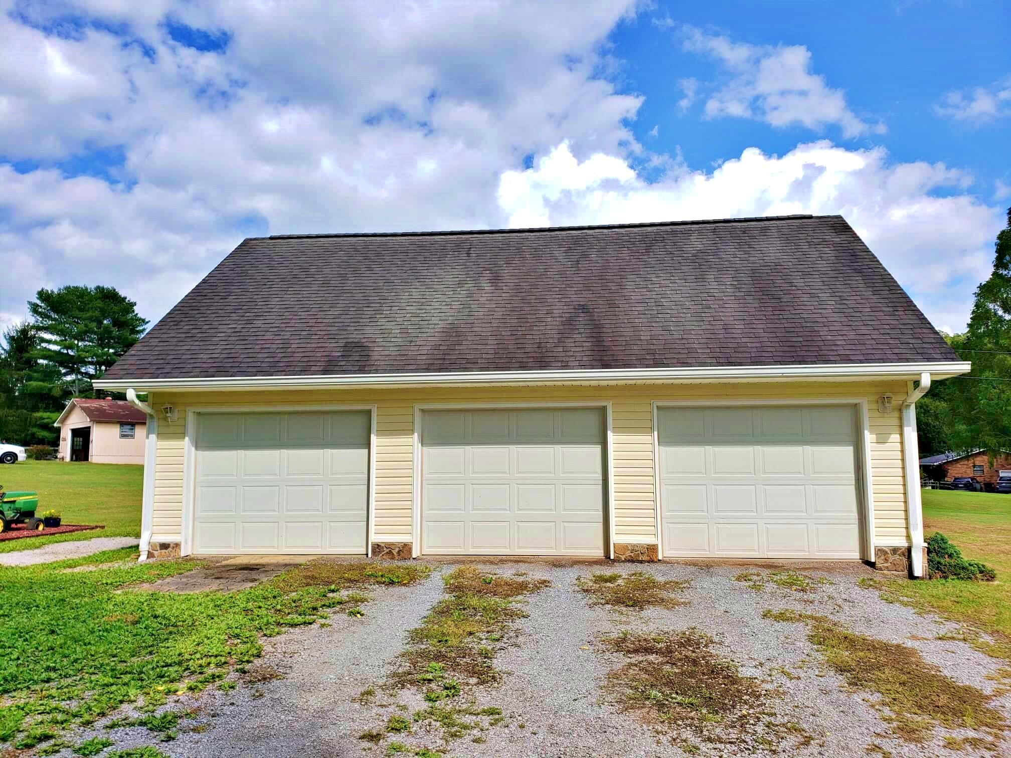 4370 Back Valley Road Evensville, TN 37332 - Photo 6 of 35 240541452_451698145915319_40944571138216