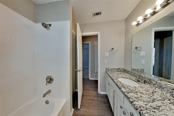 $2,025 | 6640 Willow View Drive, Watauga, TX 76148