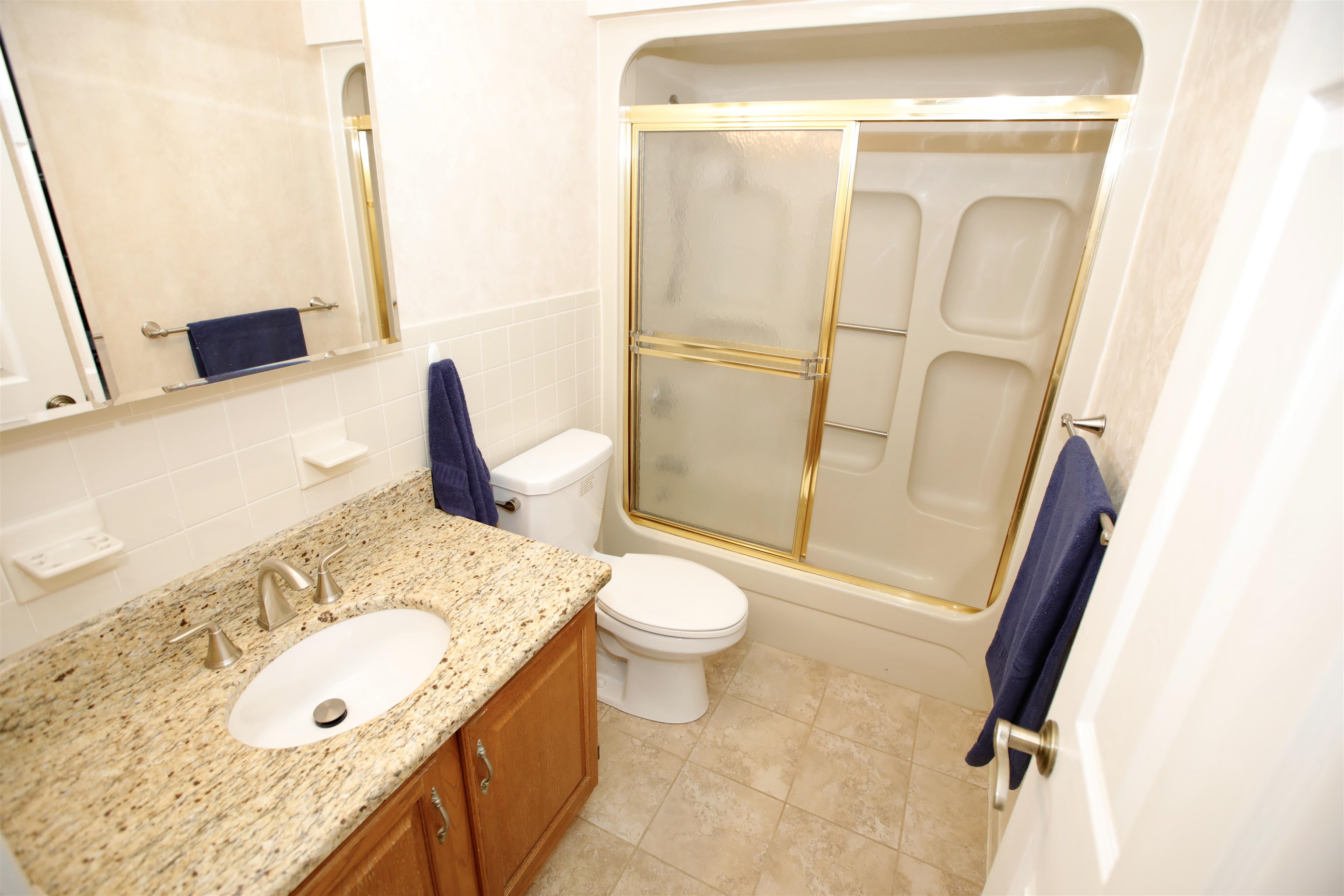 490 River Road, Unit 38 Manchester, NH 03104 - Photo 13 of 25 Gallery Image 13