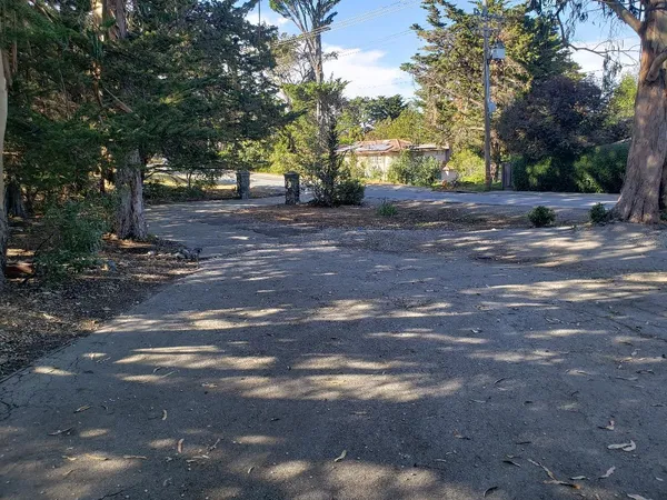 $3,800 | 1701 Black Mountain Road, Unit A, Hillsborough, CA 94010