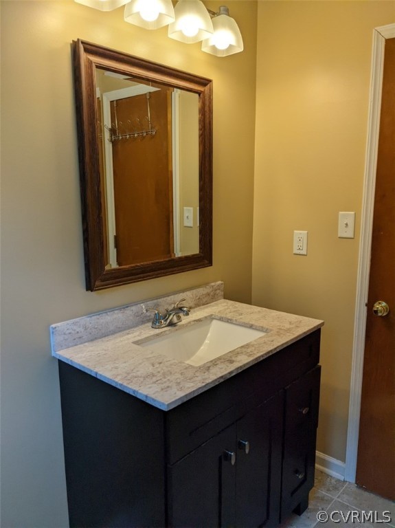 16321 Genito Road Moseley, VA 23120 - Photo 21 of 33 second floor master bath
