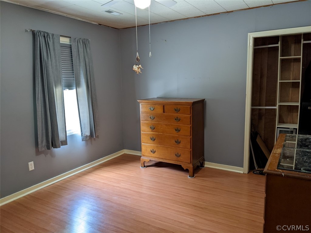 16321 Genito Road Moseley, VA 23120 - Photo 26 of 33 upstairs end back bedroom