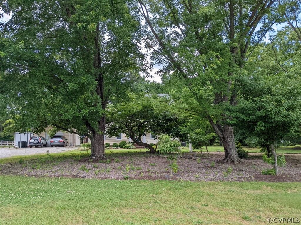 16321 Genito Road Moseley, VA 23120 - Photo 3 of 33 front yard