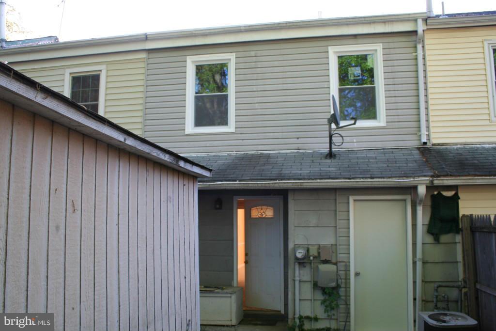 9818 Buckner Road Manassas, VA 20110 - Photo 20 of 22 Exterior (Rear)