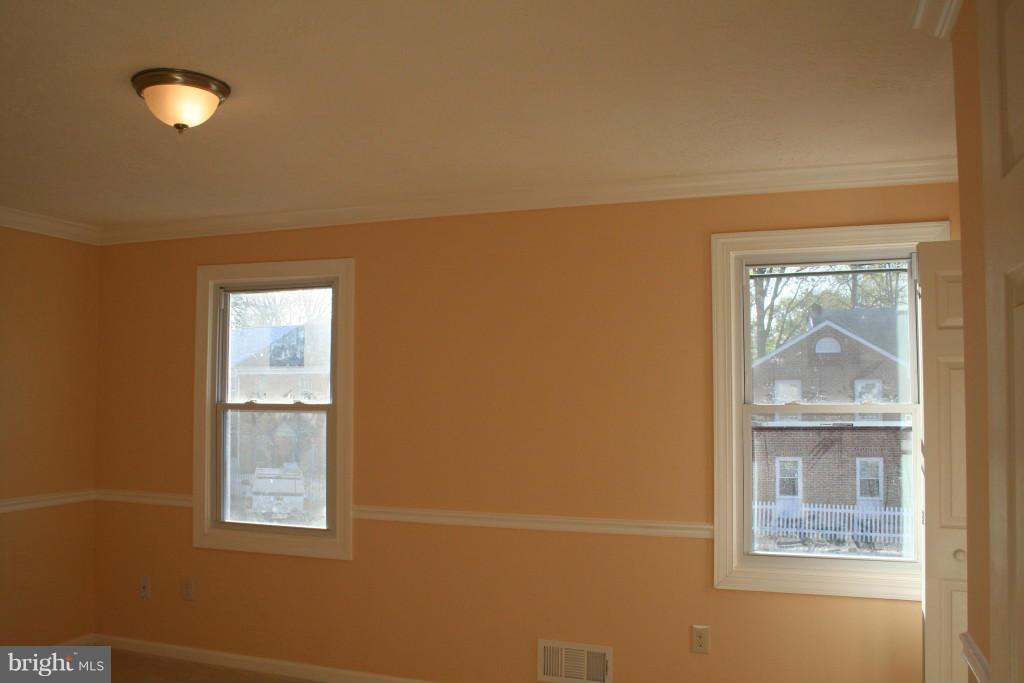 9818 Buckner Road Manassas, VA 20110 - Photo 9 of 22 Interior (General)