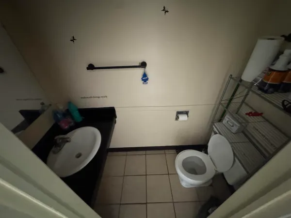 a bathroom with a toilet