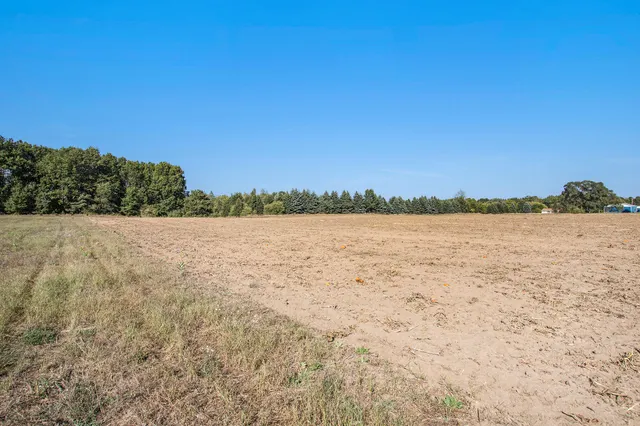 $400,000 | 3308 Monroe Road, Unit LOT C 25 74 ACRES, Hart, MI 49420