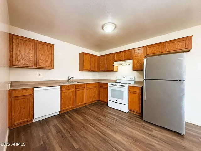 $1,595 | 10010 North 7th Avenue, Unit 2, Phoenix, AZ 85021
