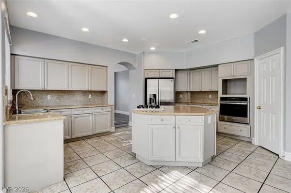 $3,150 | 43 Arcadian Shores Street, Las Vegas, NV 89148