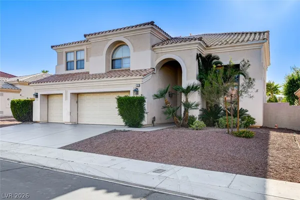 $3,150 | 43 Arcadian Shores Street, Las Vegas, NV 89148