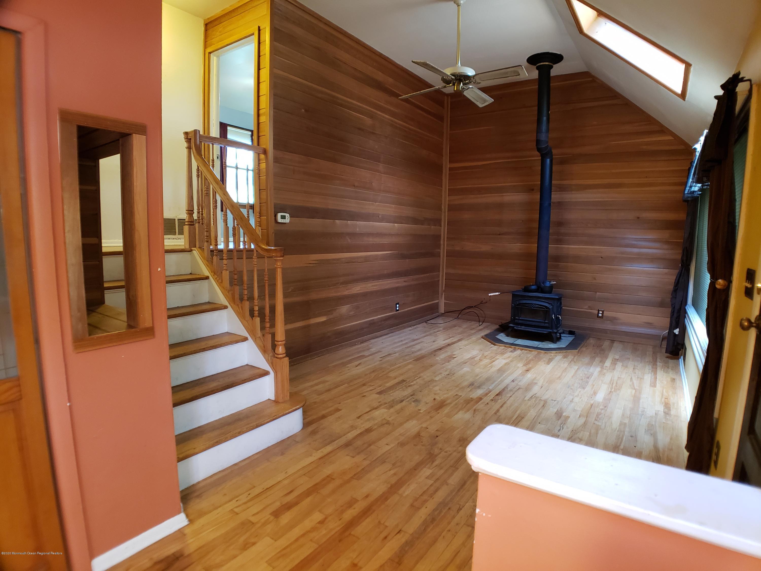 2 June Terrace Middletown, NJ 07748 - Photo 5 of 31 20200814_132746