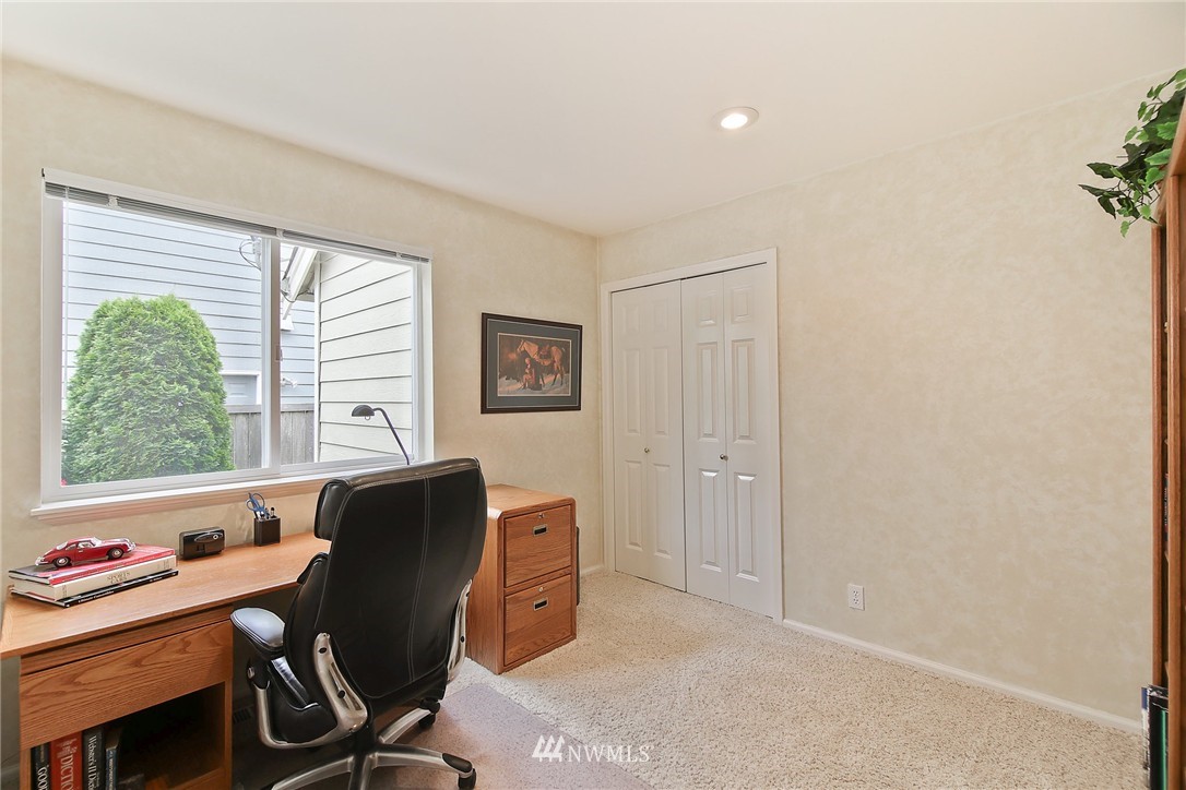 17342 Southeast 187th Street Renton, WA 98058 - Photo 12 of 25 Gallery Image 12