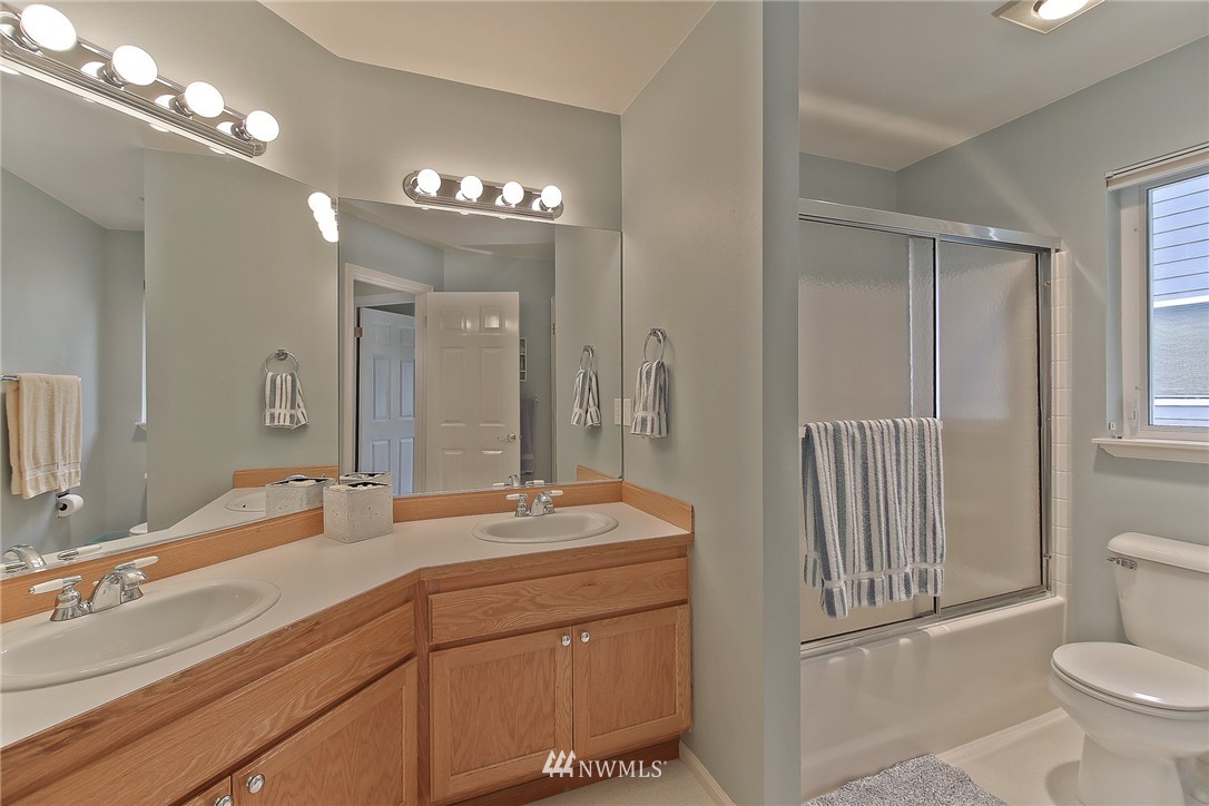 17342 Southeast 187th Street Renton, WA 98058 - Photo 17 of 25 Gallery Image 17
