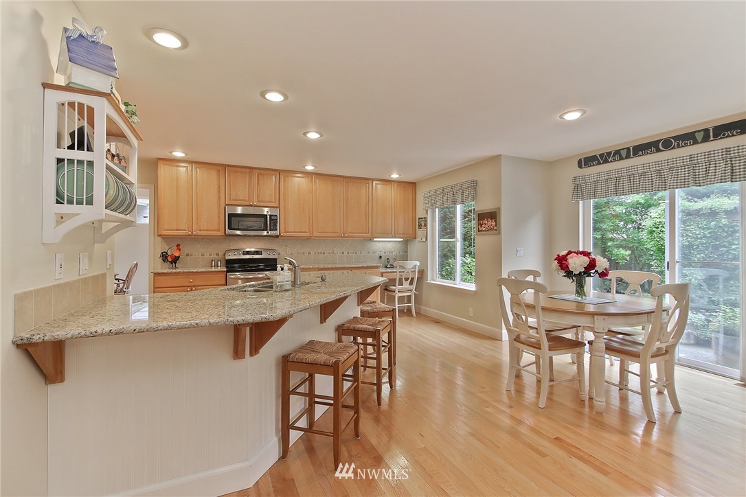 17342 Southeast 187th Street Renton, WA 98058 - Photo 8 of 25 Gallery Image 8